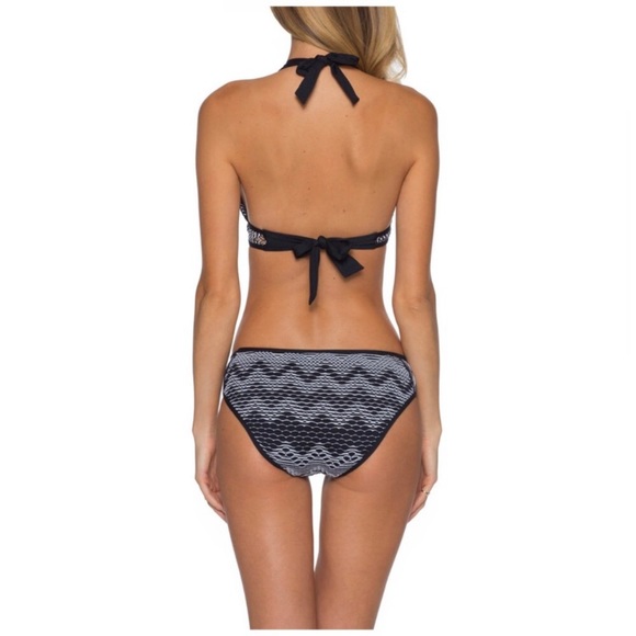 NEW Becca crochet halter bikini set - Picture 2 of 12